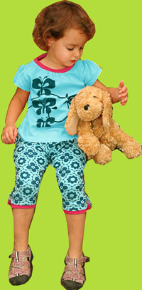 Positively Organic Puff Sleeve Hawaian Flower Butterflies Tee w/Raspberry Trim