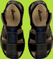 See Kai Run Rolando Classic Black Sandal 