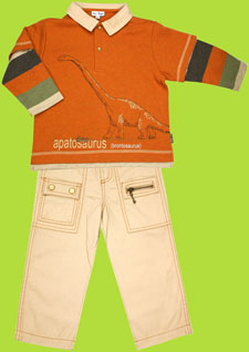 le top Apatosaurus Heathered Shirt and Canvas Pant