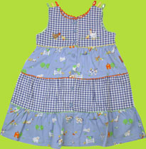 le top Li'l Farmyard Friends Sleeveless Tiered Dress