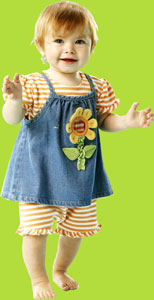 le top Sunflower Stripe Romper and Denim Pinafore Set